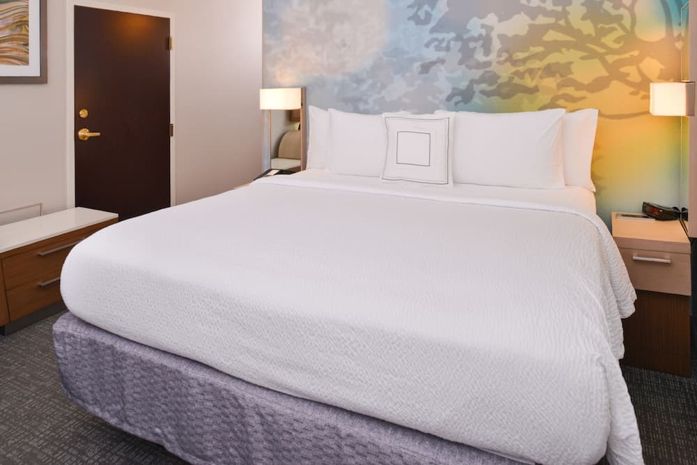 Courtyard by Marriott Beaumont