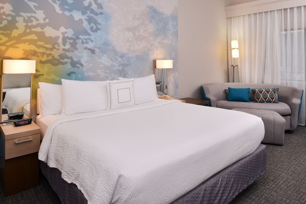 Courtyard by Marriott Beaumont