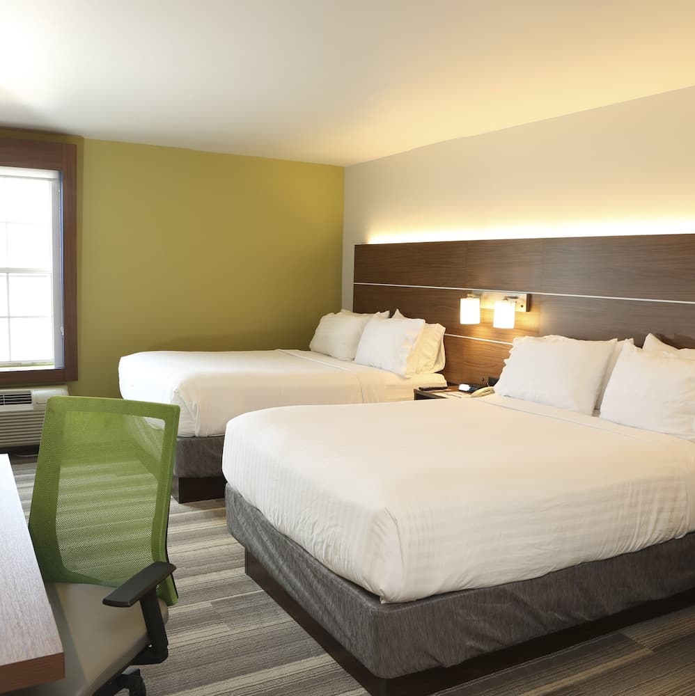 Holiday Inn Express Hotel & Suites Phoenix-Airport by IHG
