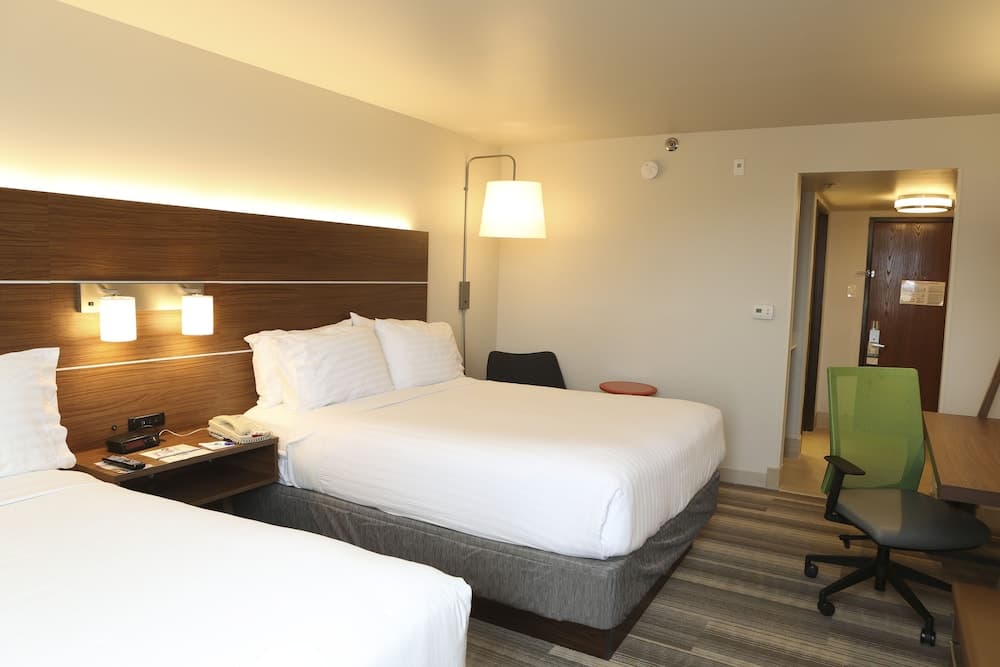 Holiday Inn Express Hotel & Suites Phoenix-Airport by IHG