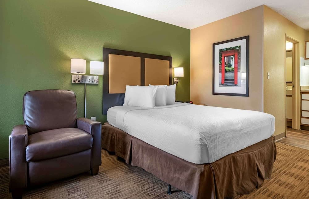 Extended Stay America Select Suites - Jacksonville - Southside