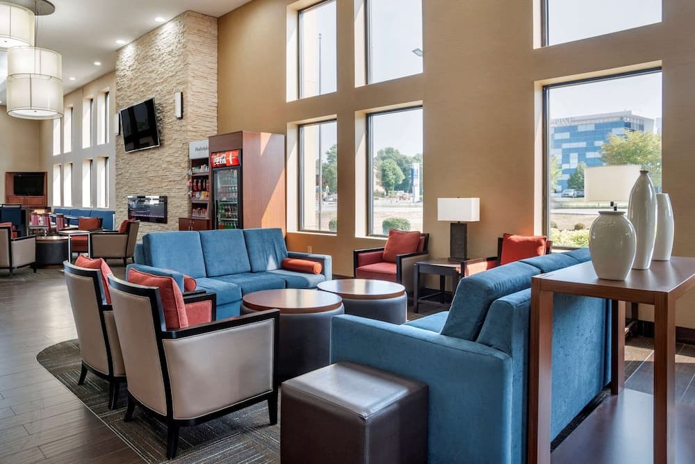 Comfort Suites Hagerstown Southeast