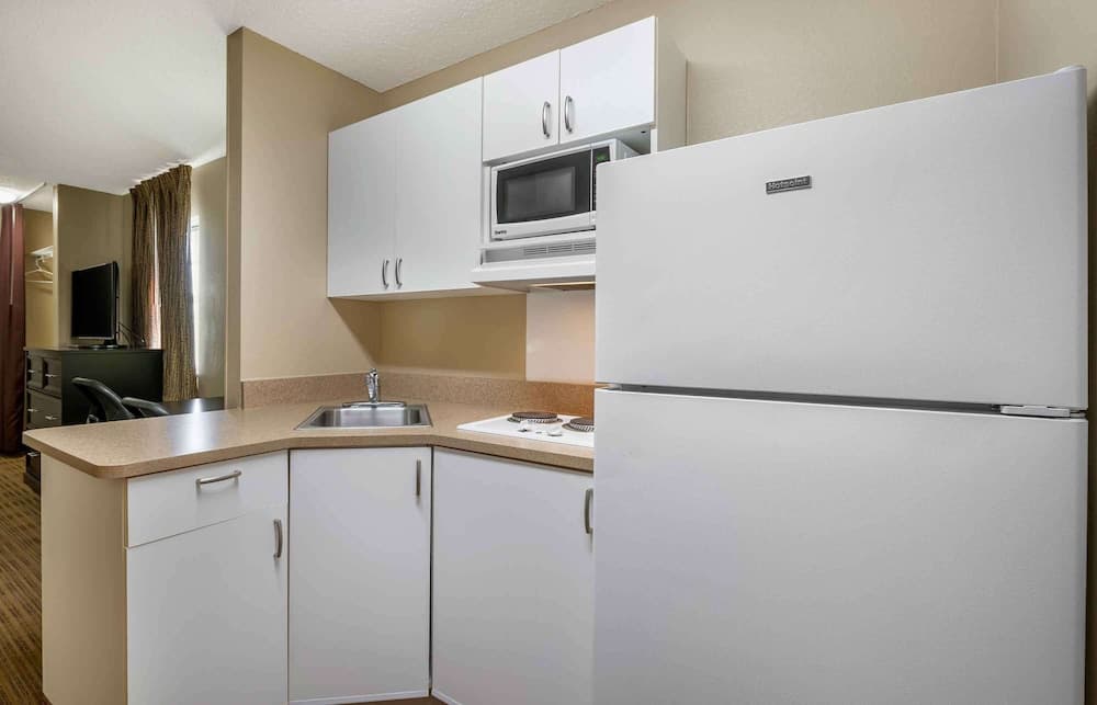 Extended Stay America Suites Champaign Urbana