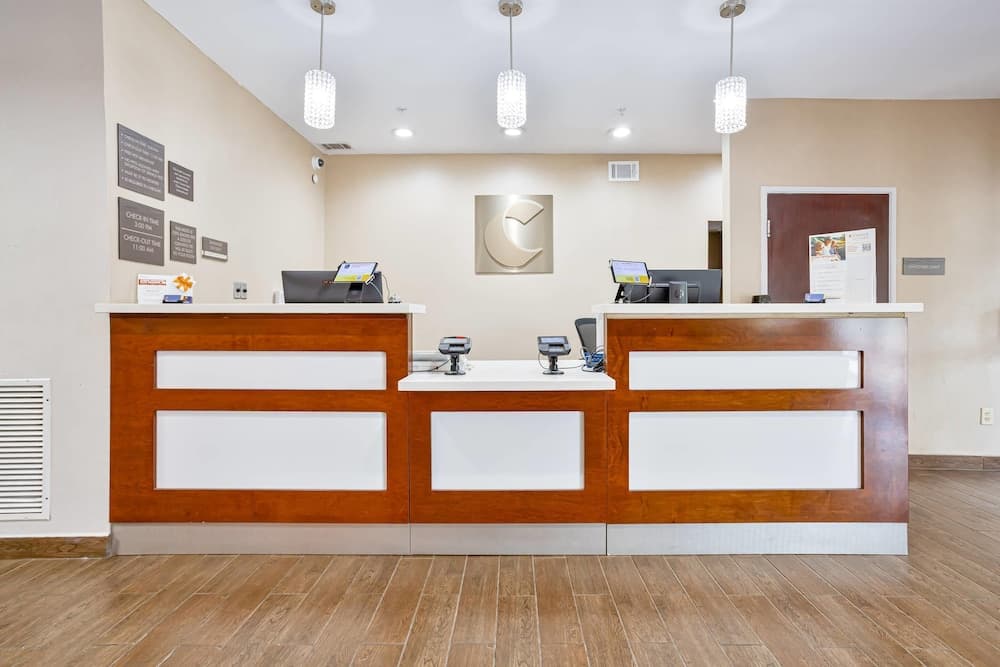 Comfort Inn & Suites Montgomery East Carmichael Rd