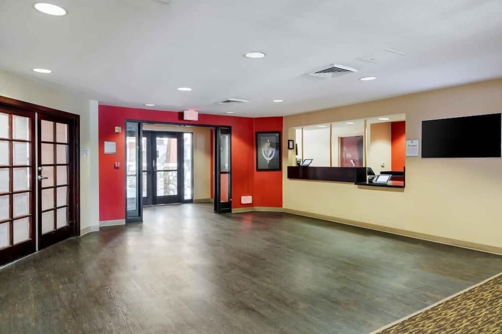 Extended Hotel Studio