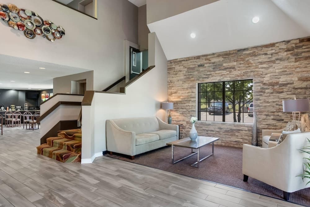 Quality Inn Lees Summit - Kansas City