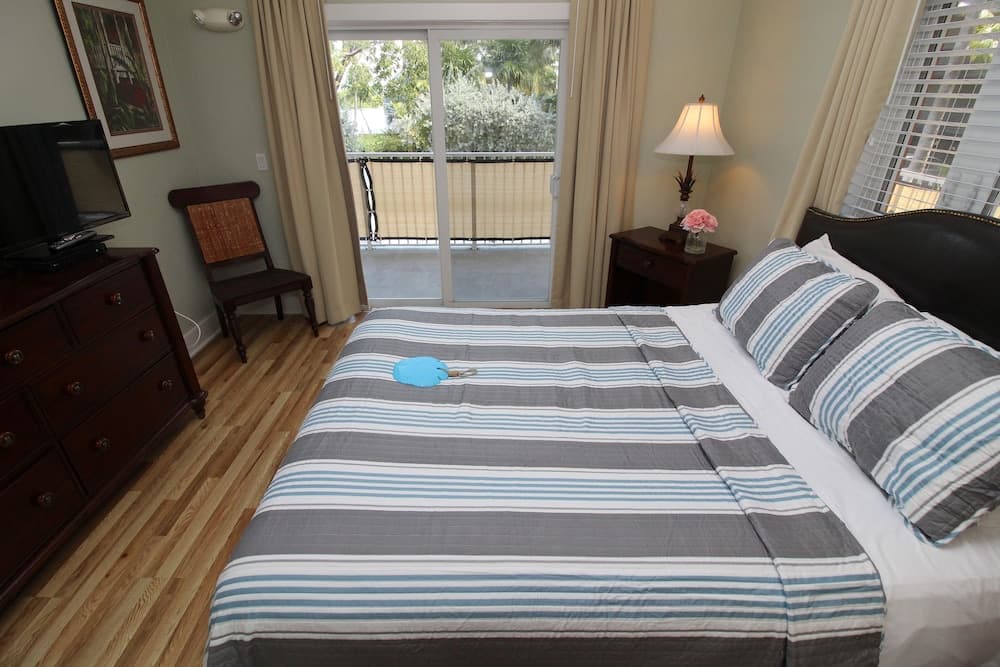 Coconut Mallory Resort And Marina By Kees Vacations