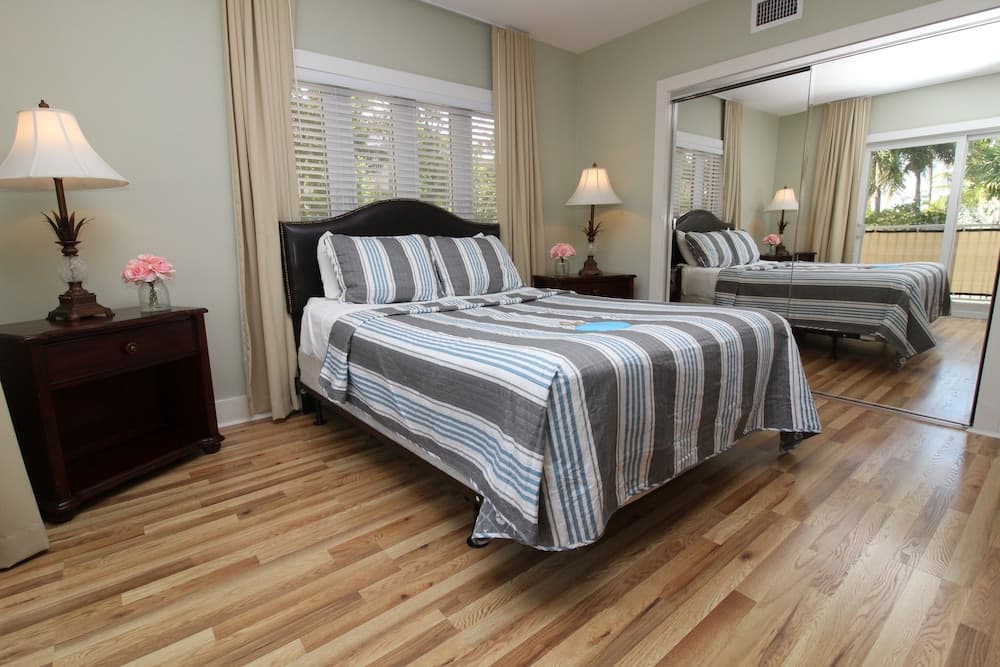 Coconut Mallory Resort And Marina By Kees Vacations