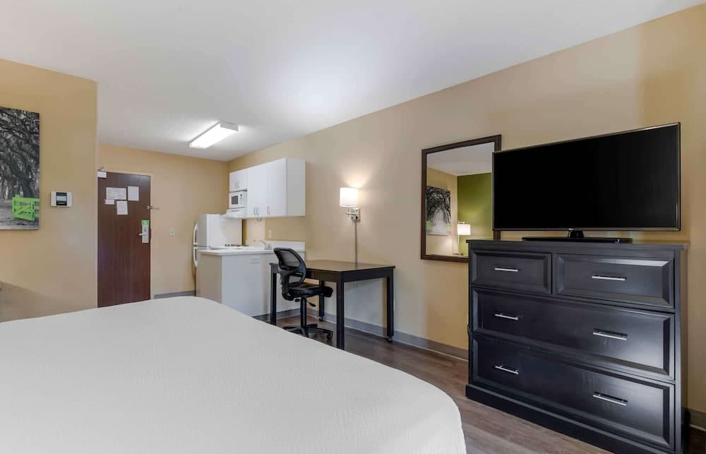 Extended Stay America Select Suites Raleigh RTP 4610 Miami B