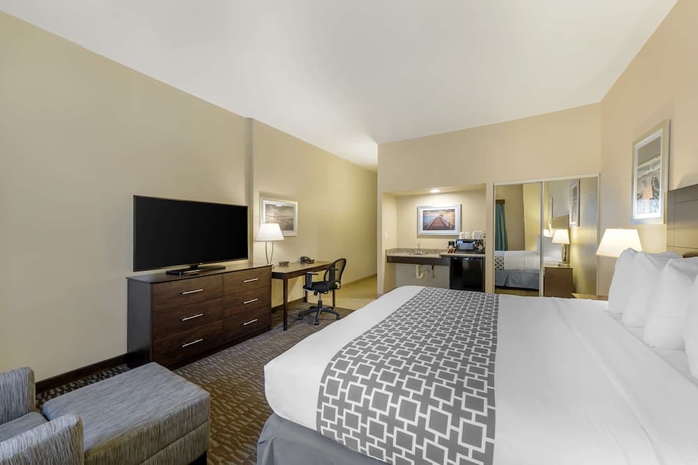 Best Western Naples Plaza Hotel