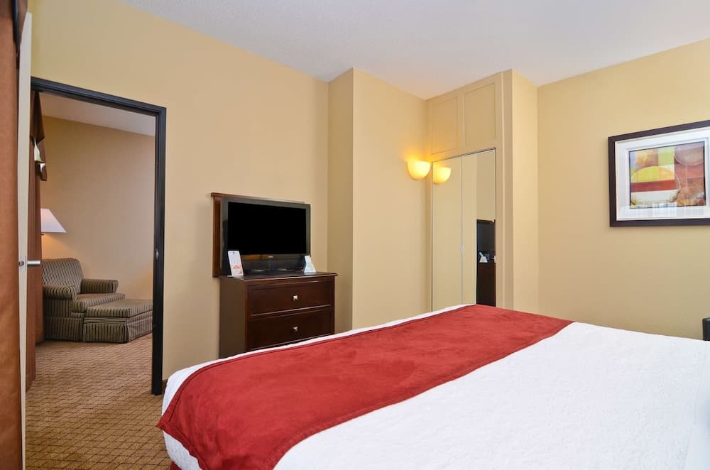 Best Western Macomb Inn