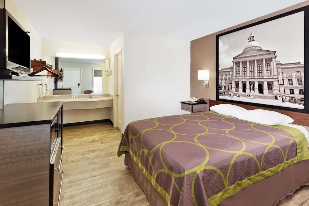 Super 8 by Wyndham Ringgold/Chattanooga Area