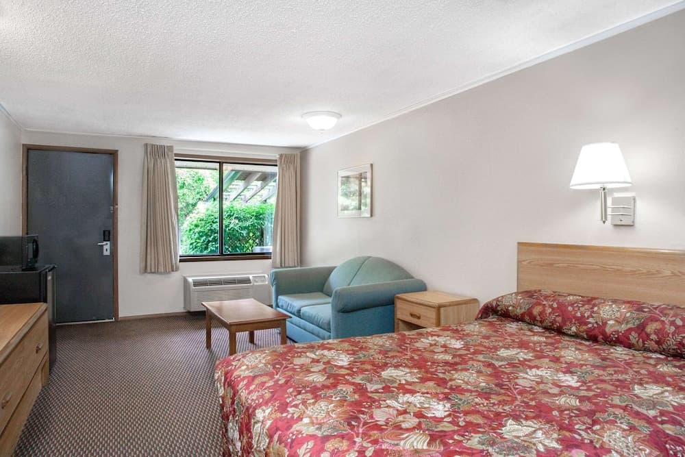 Knights Inn Pittston