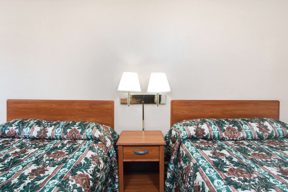 Knights Inn Pittston