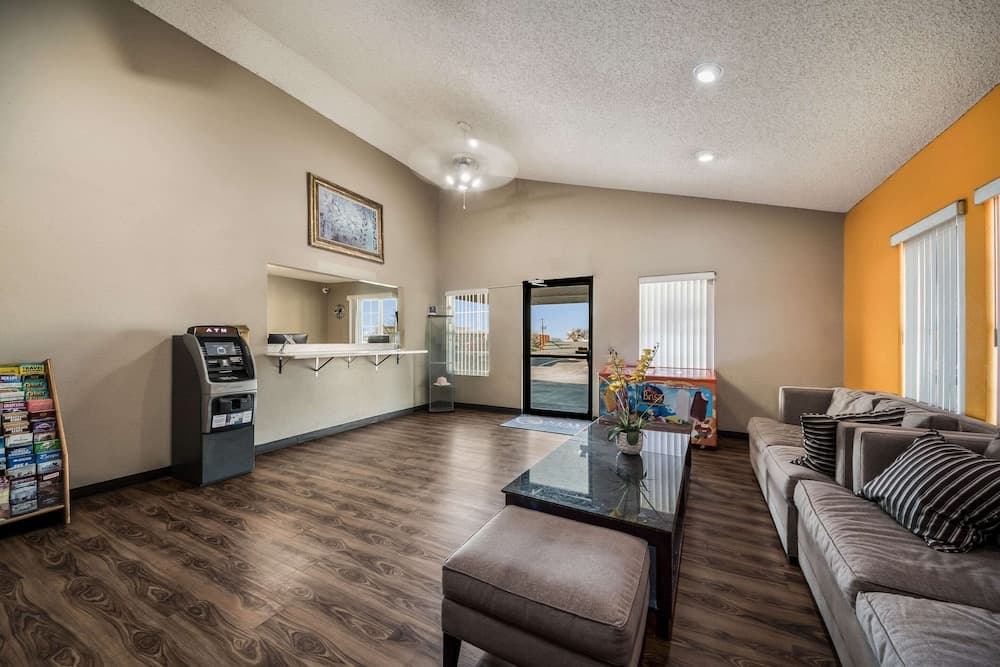 Econo Lodge San Antonio near SeaWorld - Medical Center