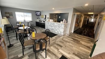 Super 8 by Wyndham Prairie Du Chien