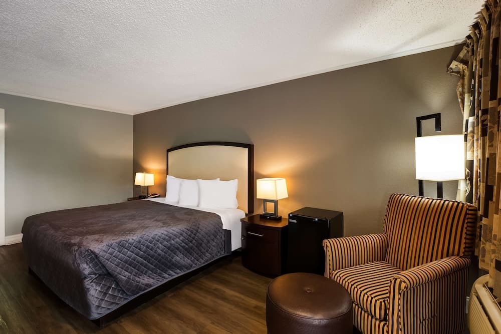 Knights Inn Fayetteville