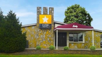 M Star Columbus North