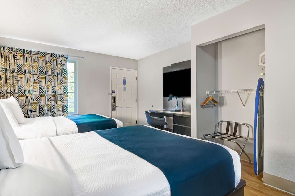 Studio 6 Mountlake Terrace, WA - Seattle