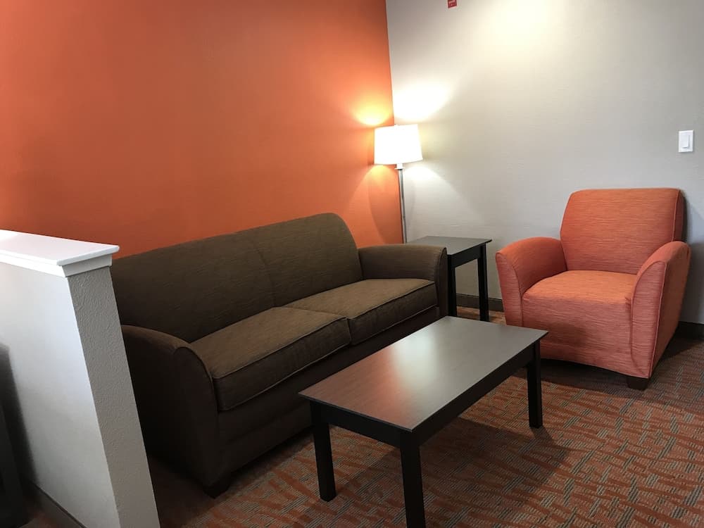 Quality Inn & Suites Fresno Northwest