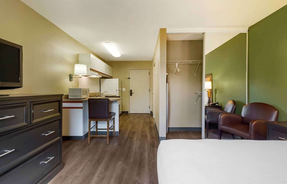 Extended Stay America Suites Boston Marlborough