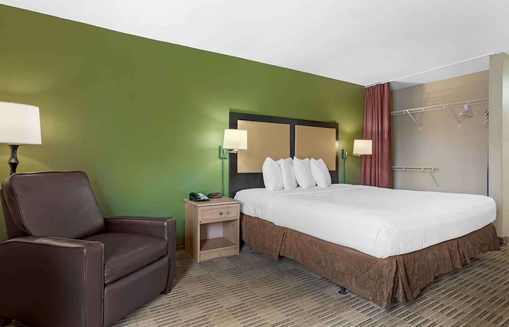 Extended Stay America Suites Houston Galleria Uptown