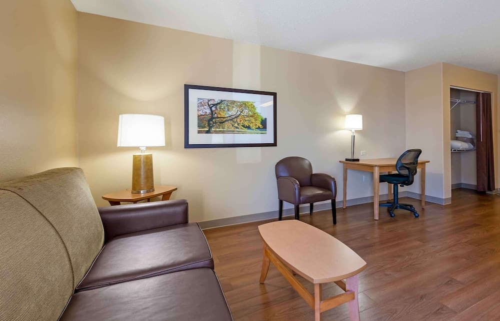 Extended Stay America Select Suites - Madison - Old Sauk Rd.