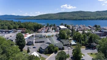 Americas Best Value Inn & Suites Lake George