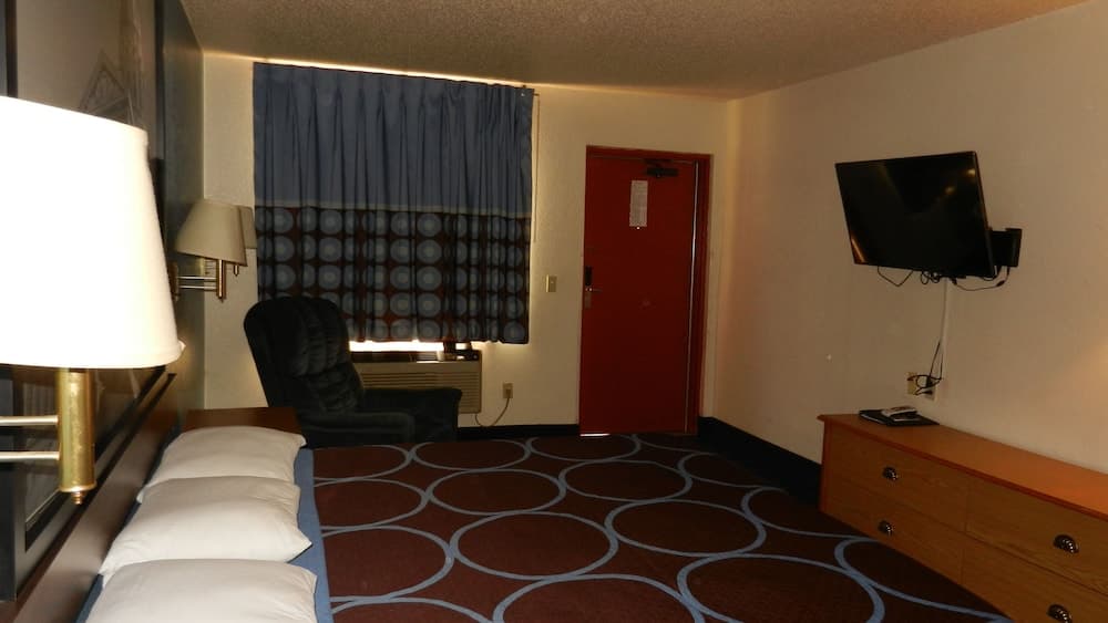 Super 8 by Wyndham Potosi