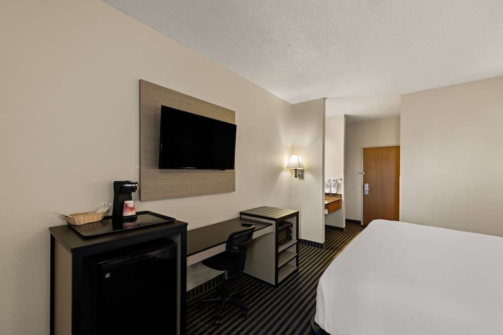 Red Lion Inn & Suites Gretna - Omaha SW