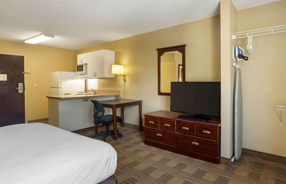 Extended Stay America Suites Oklahoma City NW Expressway