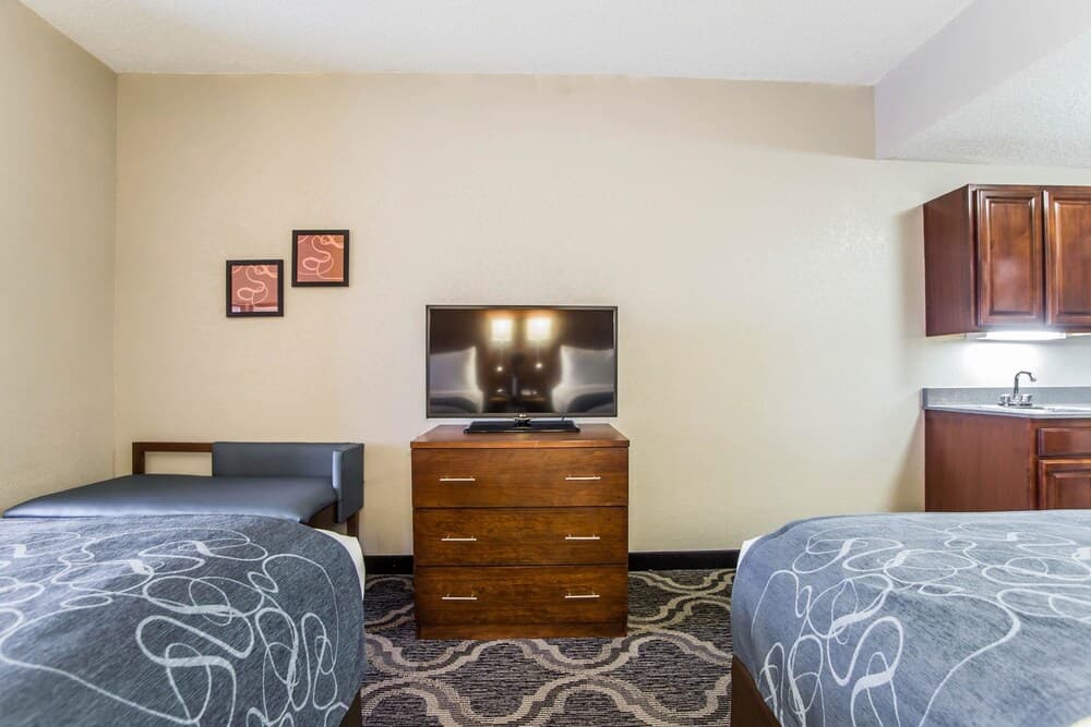 Comfort Suites Pineville - Ballantyne Area