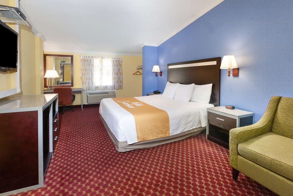 Days Inn by Wyndham Nanuet / Spring Valley