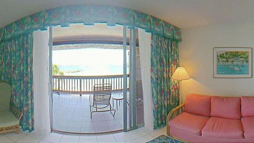 Sapphire Beach Resort