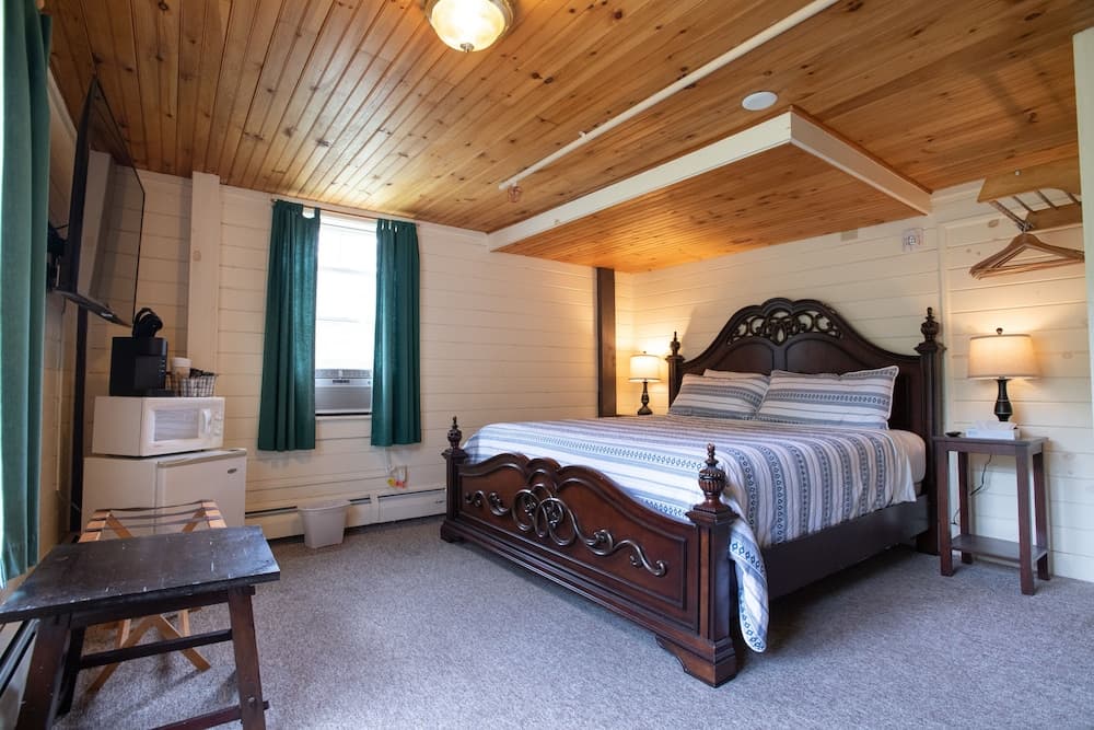 Cranmore Mountain Lodge Bed & Breakfast