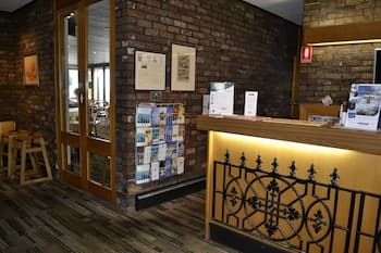 Richmond Henty Hotel