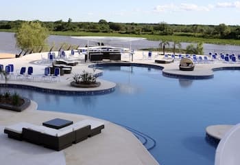 Resort Yacht y Golf Club Paraguayo