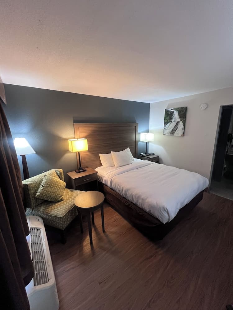 Quality Inn Asheville Airport