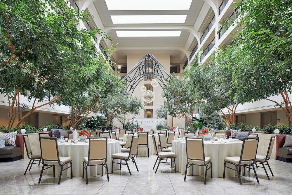 Renaissance Chicago Glenview Suites Hotel