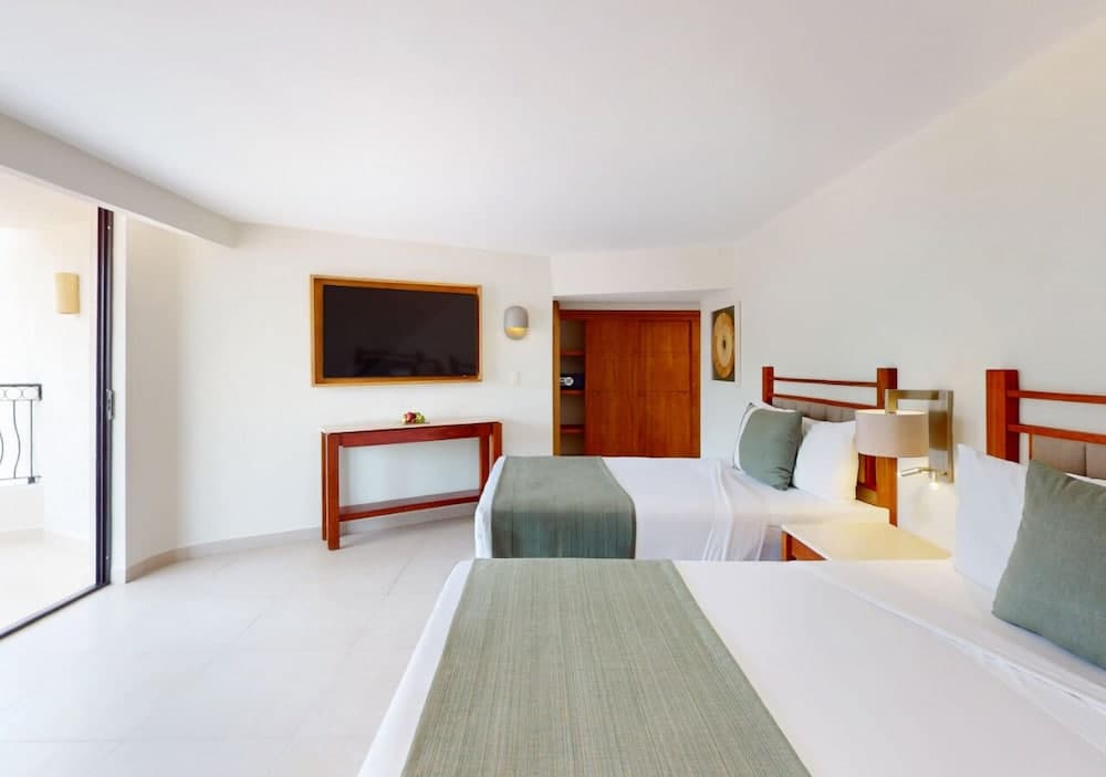 Park Royal Beach Acapulco - All Inclusive