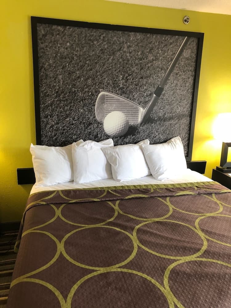 Super 8 by Wyndham Augusta