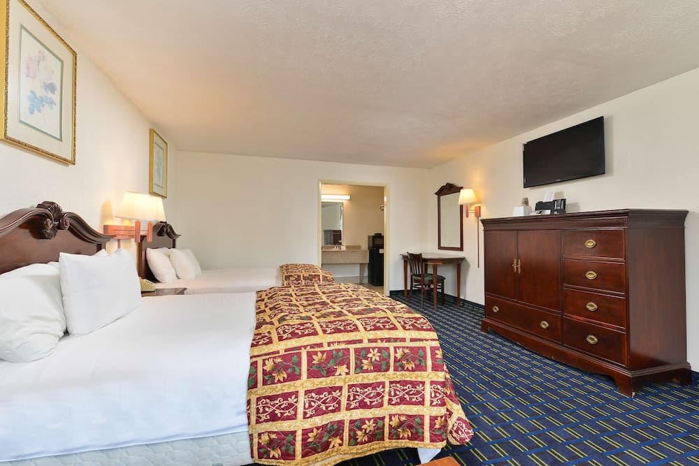 Americas Best Value Inn & Suites South Boston