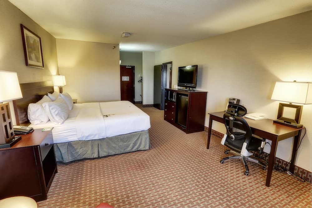 Clarion Hotel Convention Center