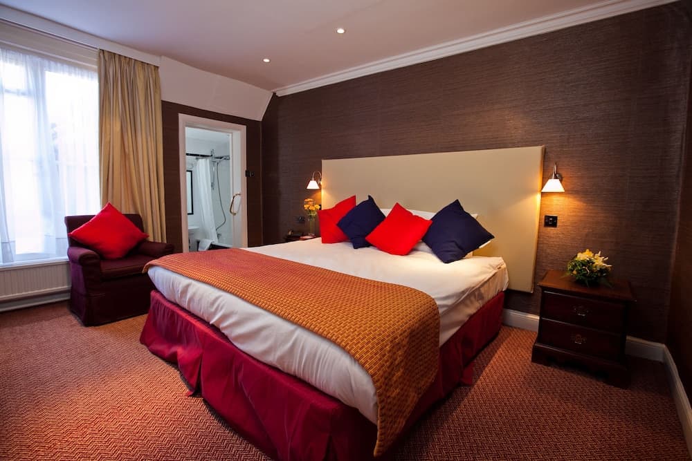 The Rose and Crown Hotel – Tonbridge