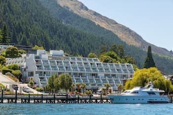 Crowne Plaza Hotel Queenstown, an IHG Hotel