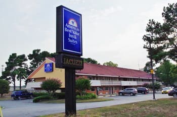 Americas Best Value Inn & Suites Little Rock at Scott Hamilton Dr