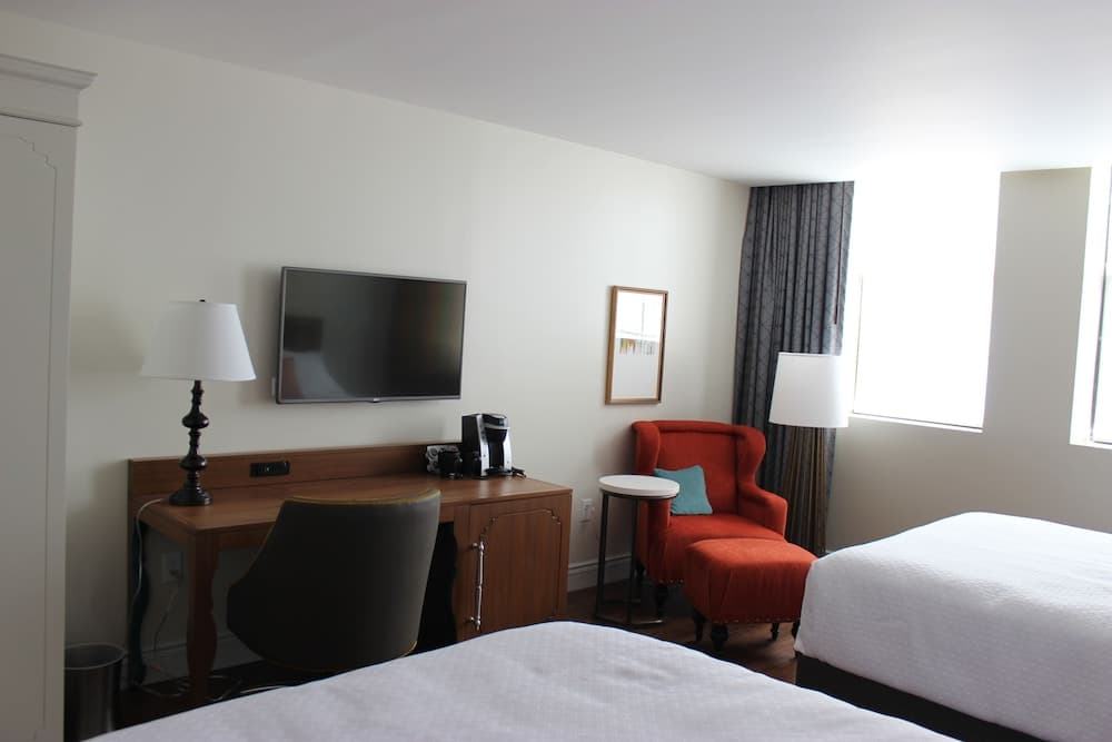 Hotel Indigo Baltimore Downtown by IHG