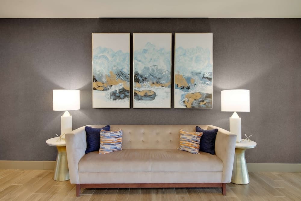 Hampton Inn Birmingham-Colonnade 280