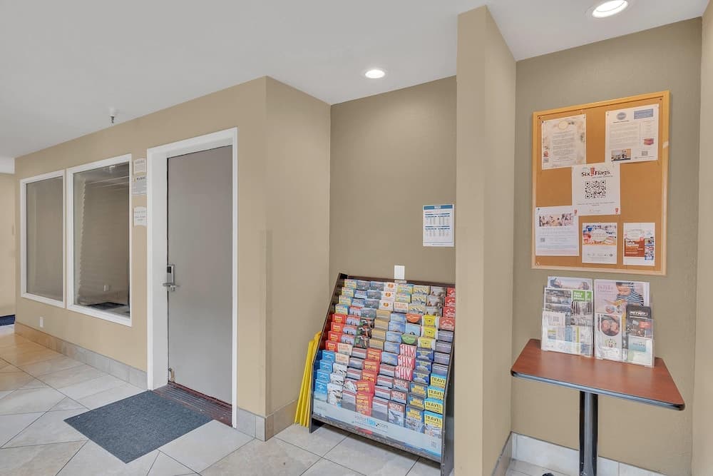 Quality Inn near Six Flags Discovery Kingdom - Napa Valley