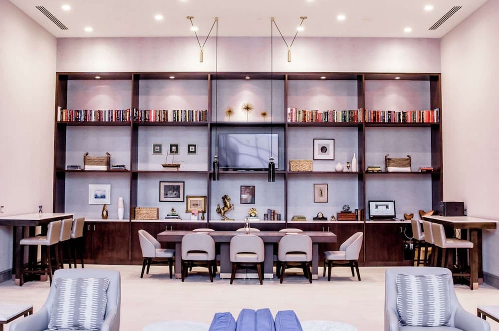 DoubleTree by Hilton Hotel Charlottesville